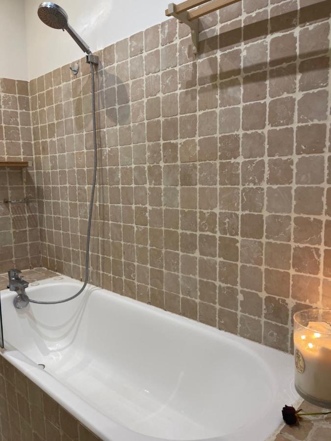 Апартаменты Quartier Montorgueil, Voie Pietonne, Dans Un Immeuble Du Xveme Париж Экстерьер фото